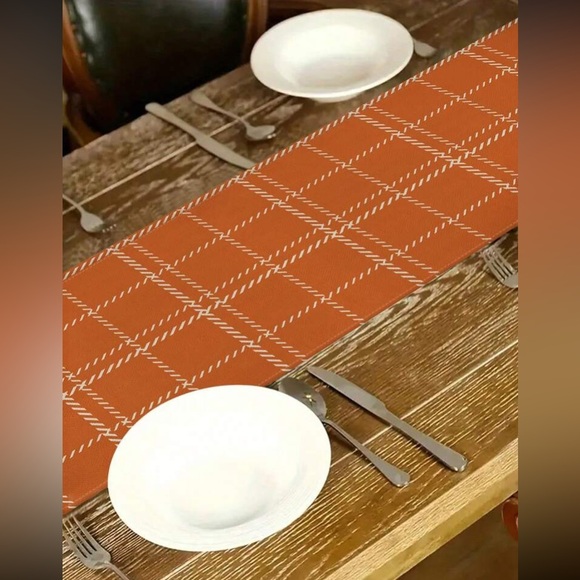 NWT- Beautiful Orange & Cream Plaid- w/ Trio of Fall Pumpkins Table Runner 72x13 - Picture 2 of 3